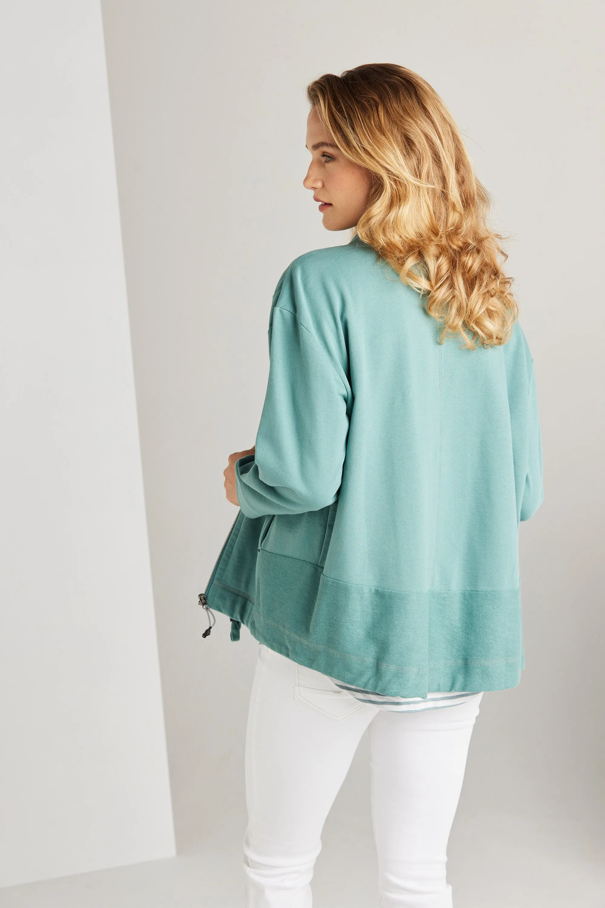 Gada Jacket