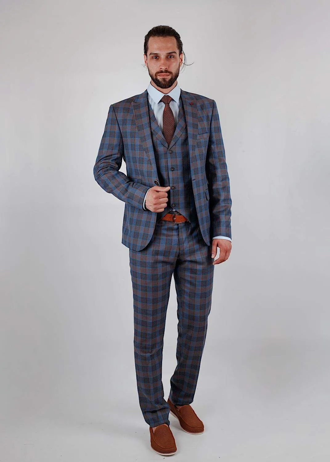 Pace Ivory Linen Suit