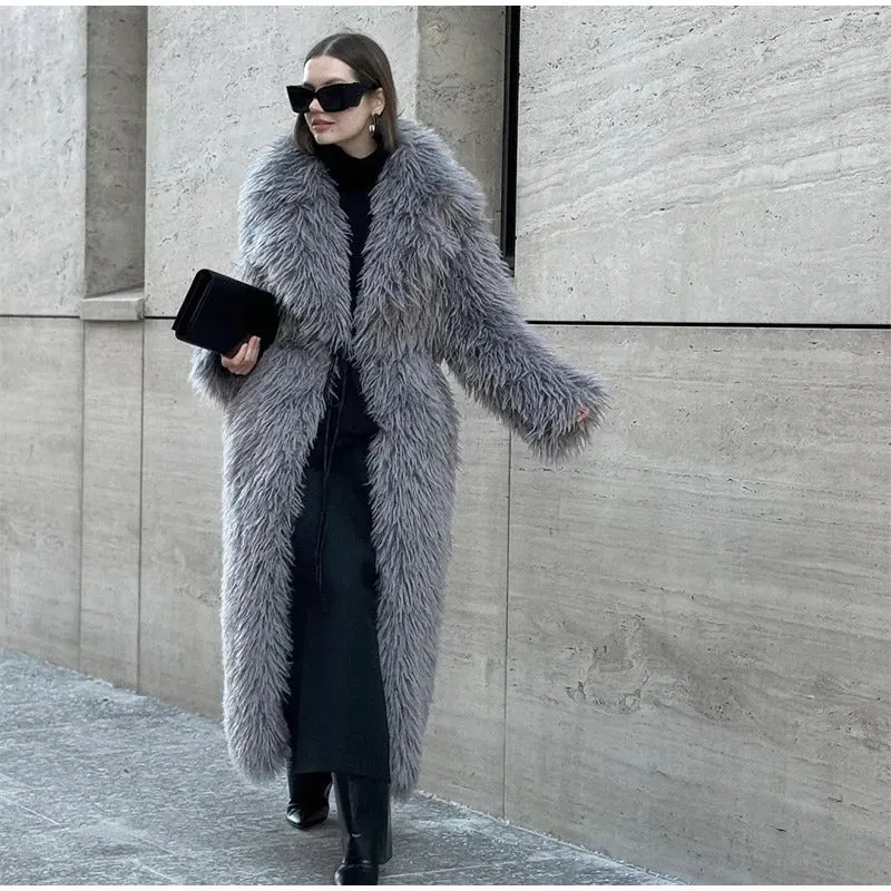 Winter New Women's Plush Faux Fur Overcoat Fashion Long Sleeved Warm Turn-down Collar Cardigan High Street Loose Outerwear 2024
